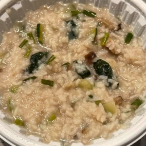 Mushrooms & Oyster Porridge 버섯굴죽