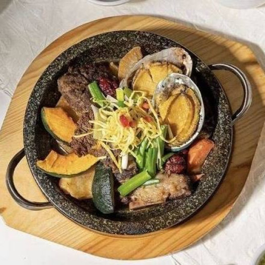 Jeonbok Galbijjim 전복갈비찜