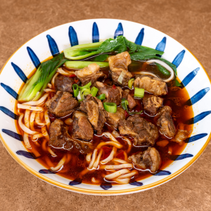 5012. Noodle Soup with Sichuan Chili - Braised Beef Fingers, Handmade Noodles 红烧牛坑腩手工面
