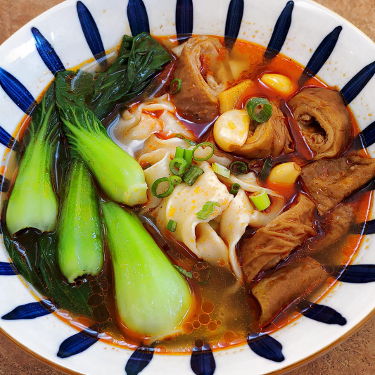 304. Braised Intestine Rice 红烧肥肠饭