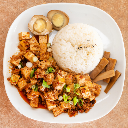 303. Mapo Tofu Rice 麻婆豆腐饭