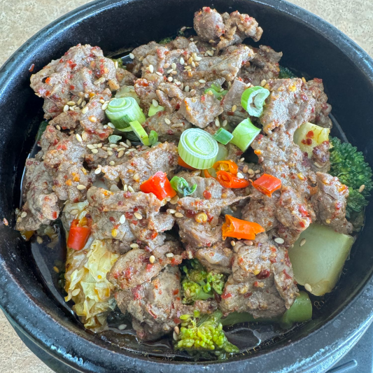 6031. Signature Beef Pot 特色牛肉煲