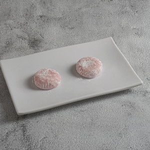 Strawberry Mochi (2 pcs)