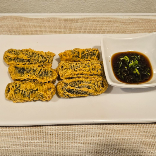 Fried Seaweed Rolls