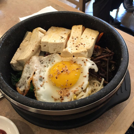 Tofu Dolsot Bibimbap 두부 돌솥비빔밥