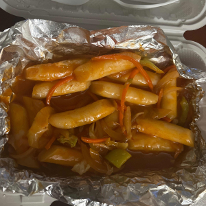 Spicy Stir-Fried Rice Cake (Ttok-Bo-Ki)