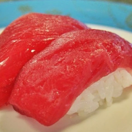 Maguro (Tuna) Sushi (2 pcs)
