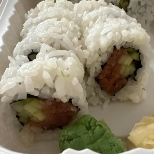 Spicy Tuna Roll (8 pcs)