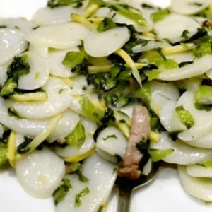 10. Fried Shanghai Rice Cake / 上海炒年糕