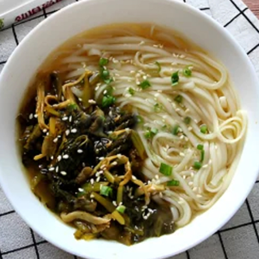 Noodle Soup with Assorted Meats and Salted Vegetables / 雪菜肉丝面