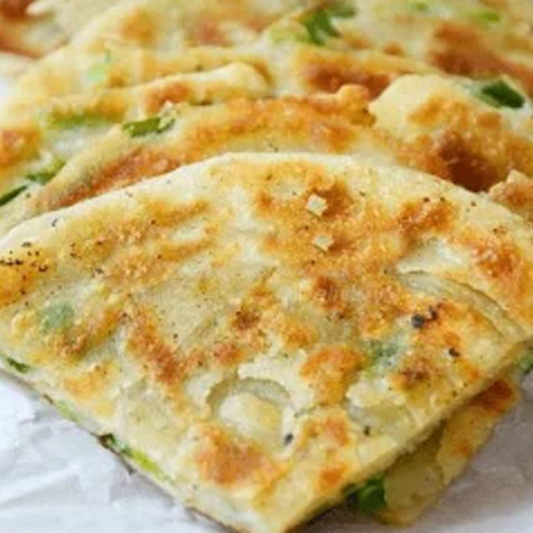 7. Pan-Fried Onion Cake (1 pc) / 葱油饼