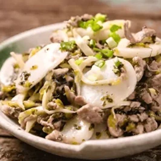 Rice Cake with Assorted Meats and Salted Vegetables / 雪菜肉丝炒年糕
