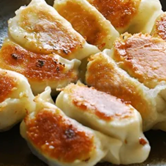 2. Pan-Fried Pork Dumplins (5 pcs) / 鲜肉锅贴