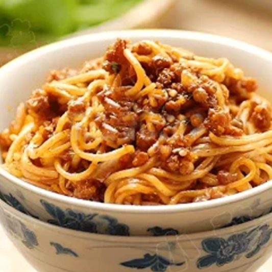 Spicy Sichuan Noodles / 担担面