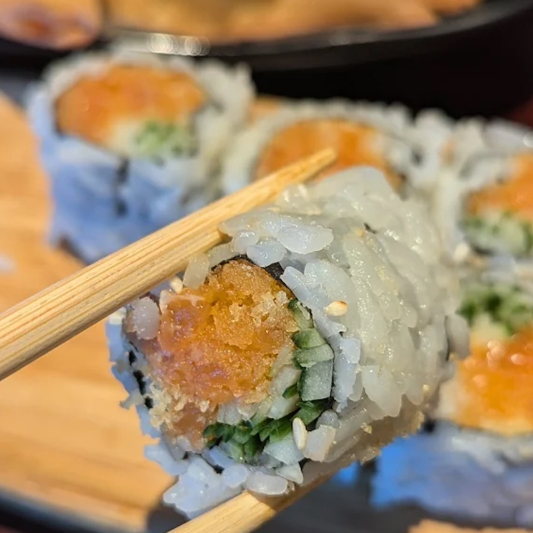 Spicy Salmon Roll