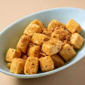 Deep-Fried Tofu in Hong Kong Style 脆皮金沙豆腐(午)