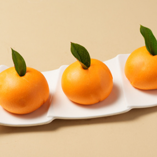 Pan-Fried Egg Yolk Bun 生煎流沙包