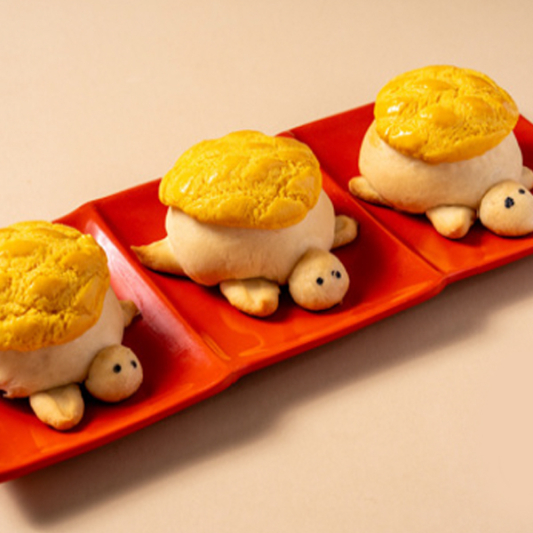 Puff Pastry Hawthorn Duck Thread Turtle Bun 酥皮山楂鴨絲烏龜包