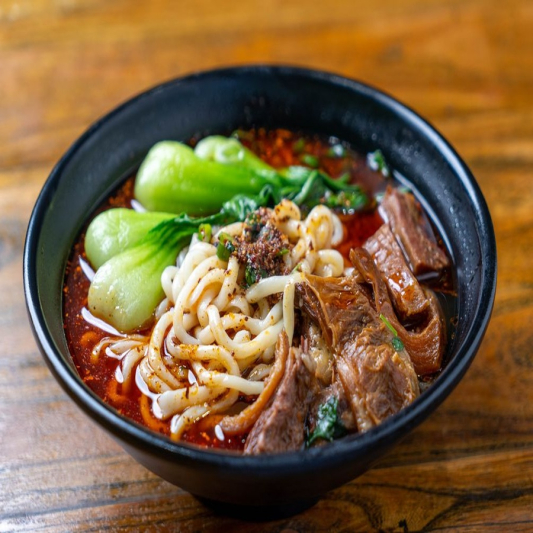 Hot Spicy Beef Stew Noodle Soup 香辣牛腩面