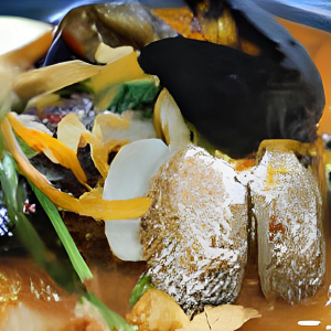 4. Special Hot Spicy Noodle Soup / 황제짬뽕