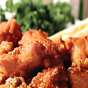 16. Fried Chicken (10 pcs) / 닭튀김