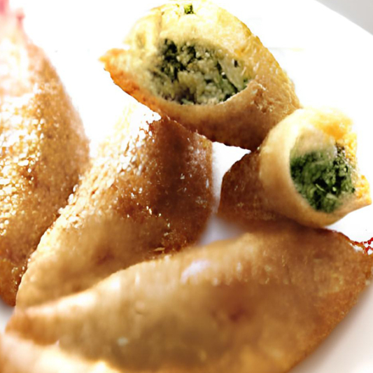 28. Pan-Fried Dumplings / 야끼만두