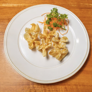 13. Deep-Fried Cheese Wonton (6 pcs)