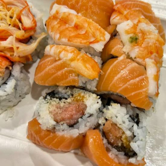 96. Tiger Roll (8 pcs)