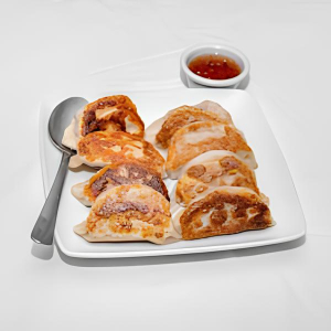 Potstickers (8 pcs)