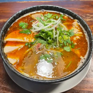 Entr&eacute;es / M&oacute;n Ch&iacute;nh