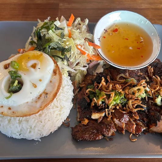 Lemongrass Chicken on Rice
