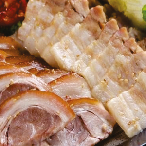 #01 Bossam Jok Bal Combo (보쌈족발 콤보)