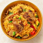 8. Pan-Fried Rice Noodles with Beef 牛肉炒粉