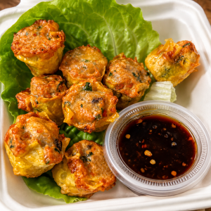 4. Deep-Fried Seafood Siu Mai (8 pcs) 炸海鲜烧卖