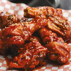 2. Sweet & Spicy Chicken / 매운 양념 치킨