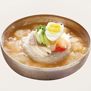 8. Cold Noodles / 물냉면