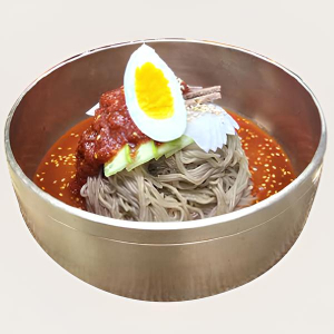 10. Spicy Cold Soup Noodles / 물 비빔냉면