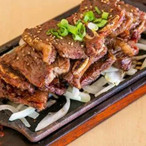 B8. Plain Braised Galbi / 일반 갈비찜