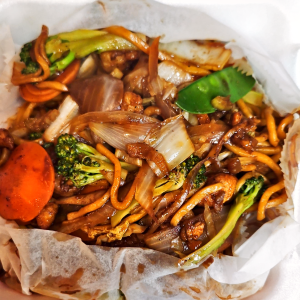 House Lo Mein