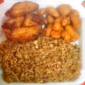 Wings (4 pcs) & Fried Shrimp Lunch Combo