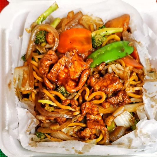 Chicken Lo Mein