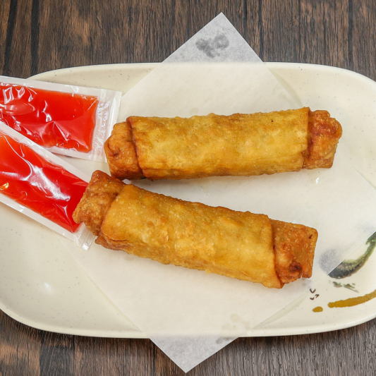 S2. Egg Rolls (2 pcs)