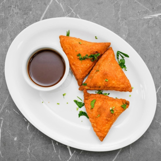 Veggie Samosa (3 pcs)