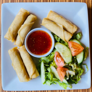 Vegetable Spring Rolls (6 pcs)