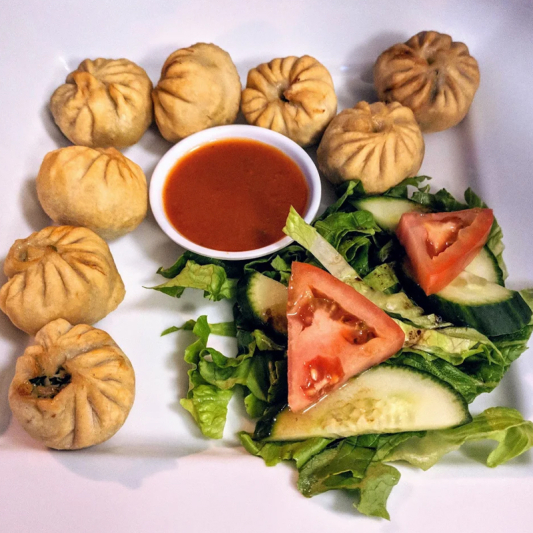 Vegetable Fried Momos (6 pcs)