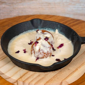 Rabdi Gulab Jamun Sizzler