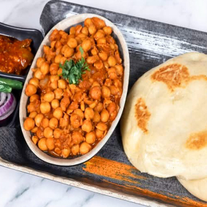 Chole Kulcha