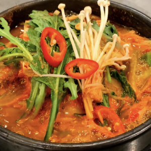 Spicy Fish Roe Stew 알찌개