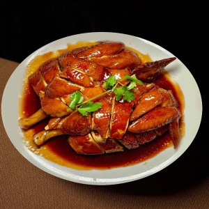 Poach Chicken in Soy Sauce 玫瑰豉油鸡