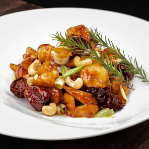 Kung Pao Chicken and Shrimp Balls 宫保鸡虾球